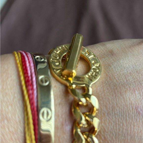 Gold Chain Bracelet - Picture 3 of 5